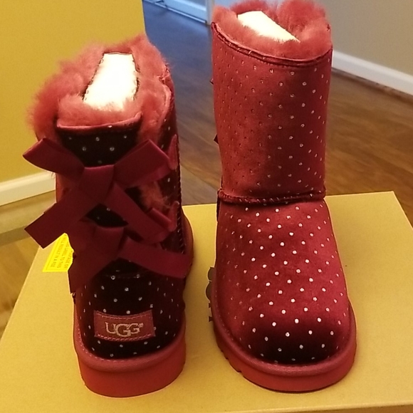 burgundy ugg boots with bows